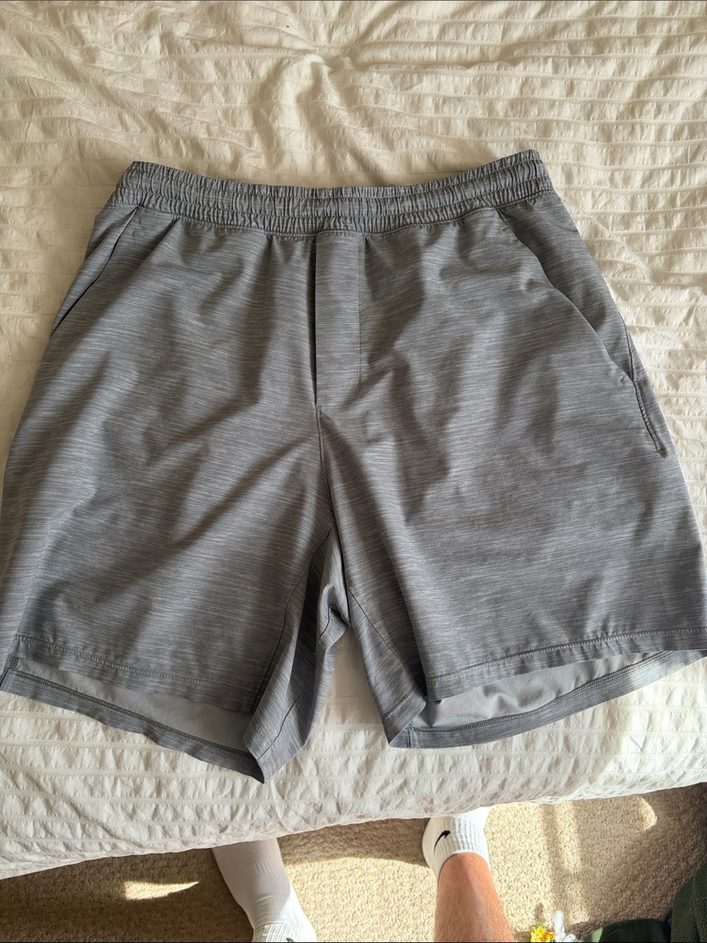 Lululemon 7 inch pace breaker short